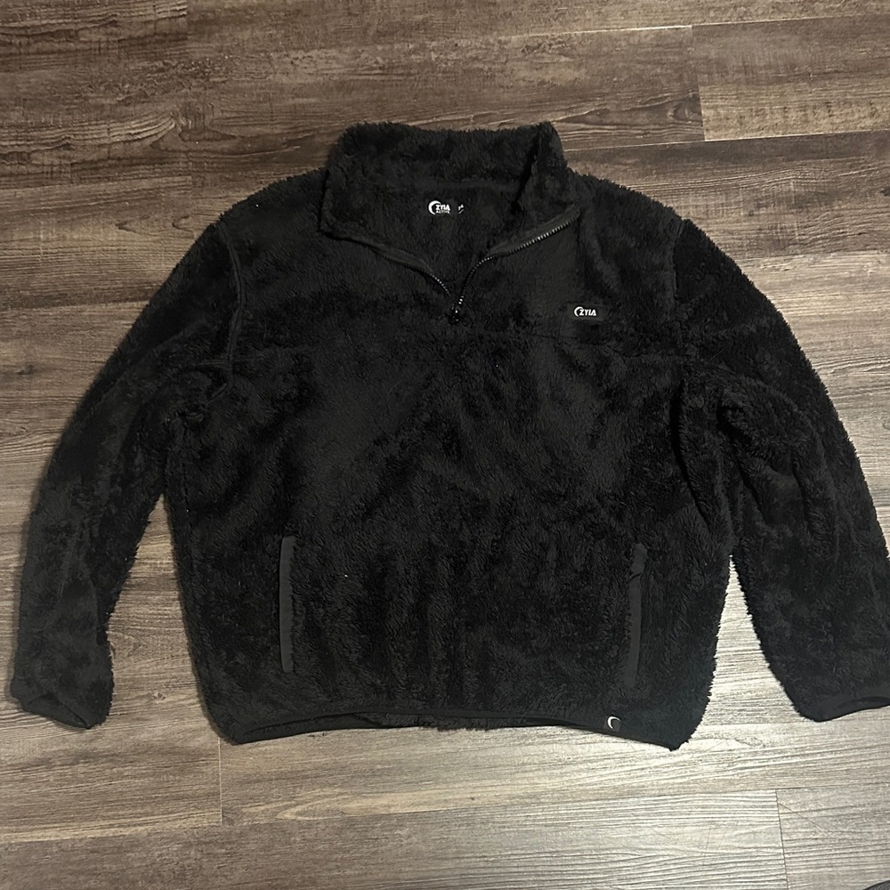 Zyia Black Fleece 1/4 Zip Pullover